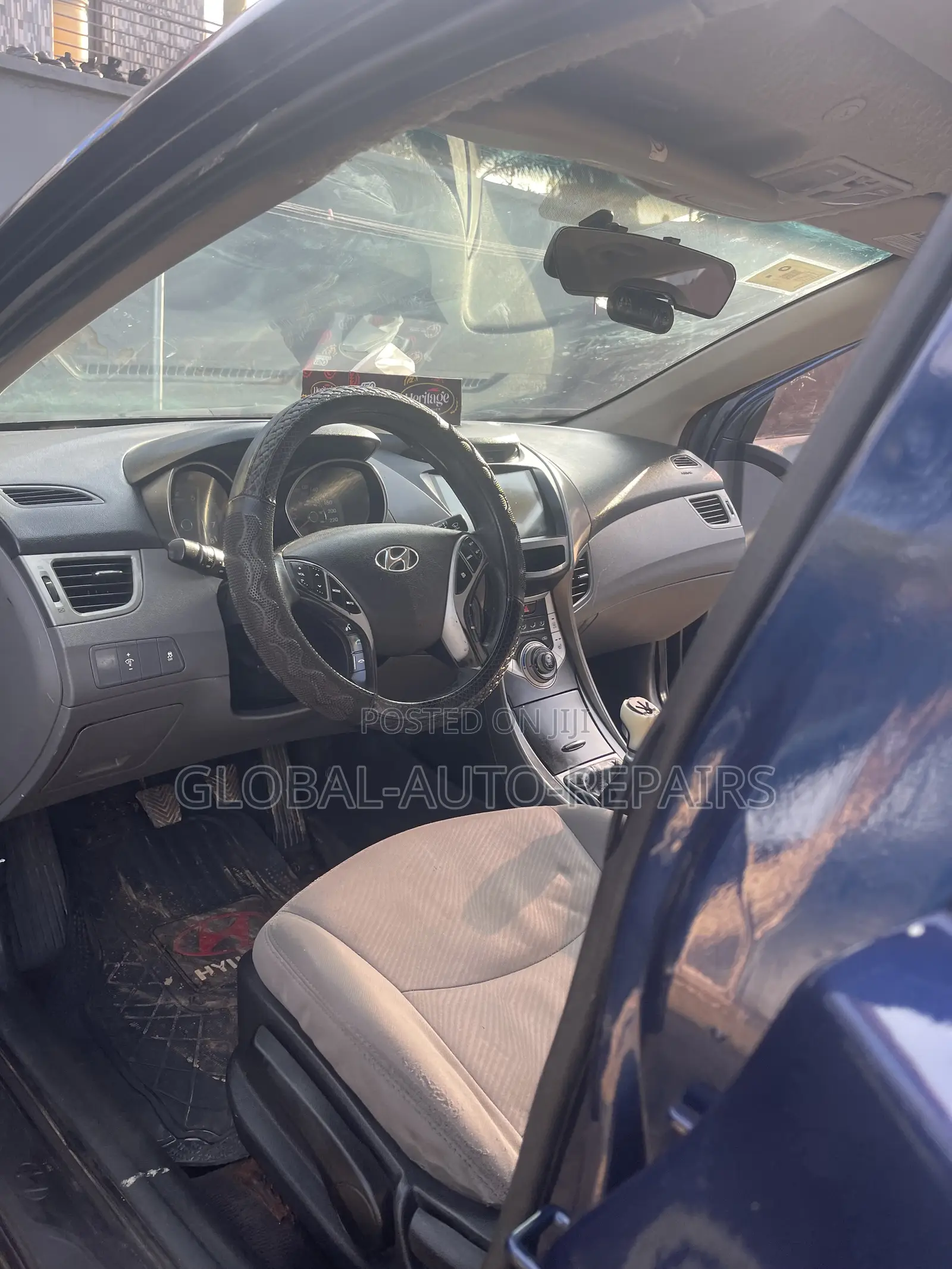 Hyundai Elantra Limited 2012 Blue