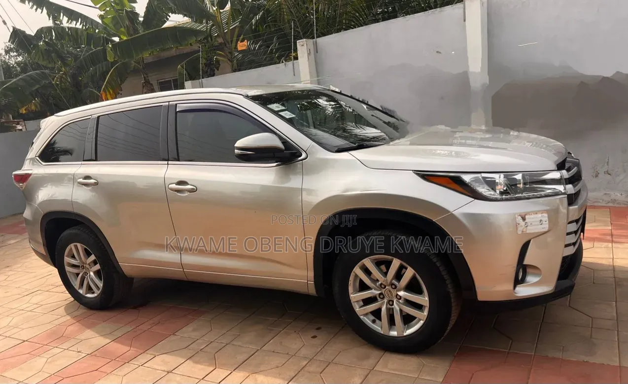 Toyota Highlander Limited 4dr SUV (3.5L 6cyl 6A) 2015 Silver