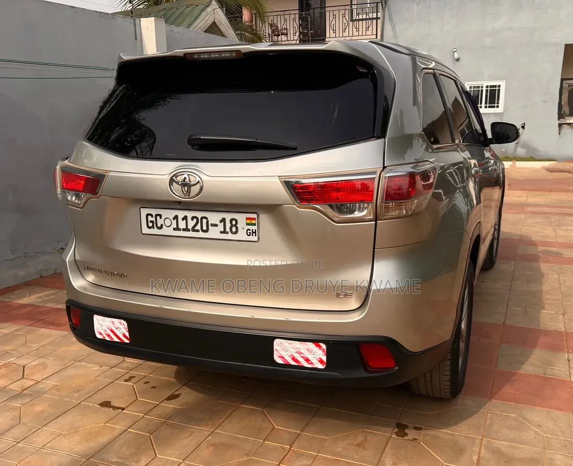 Toyota Highlander Limited 4dr SUV (3.5L 6cyl 6A) 2015 Silver
