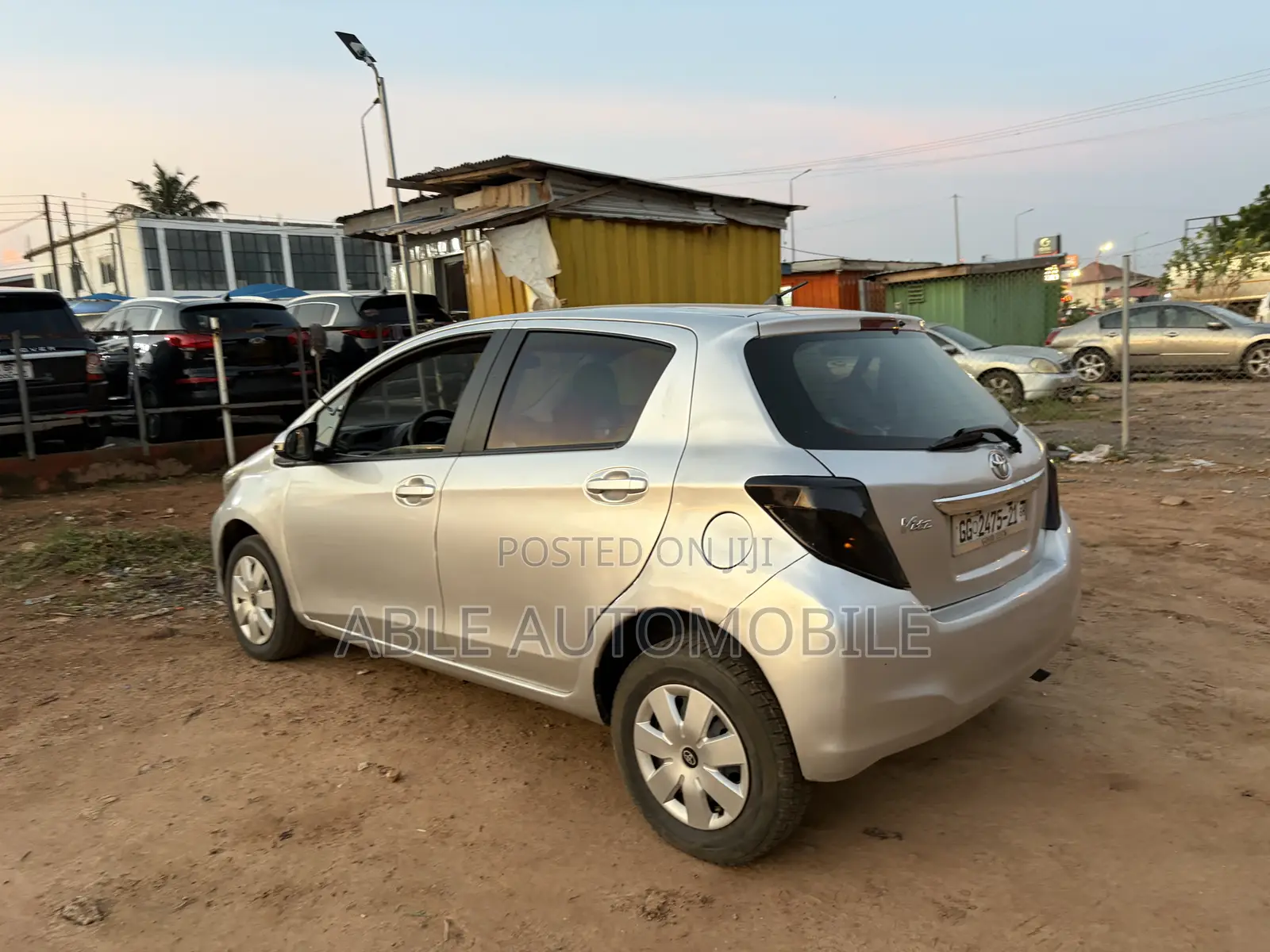 Toyota Vitz 1.3 AWD 3dr 2012 Silver