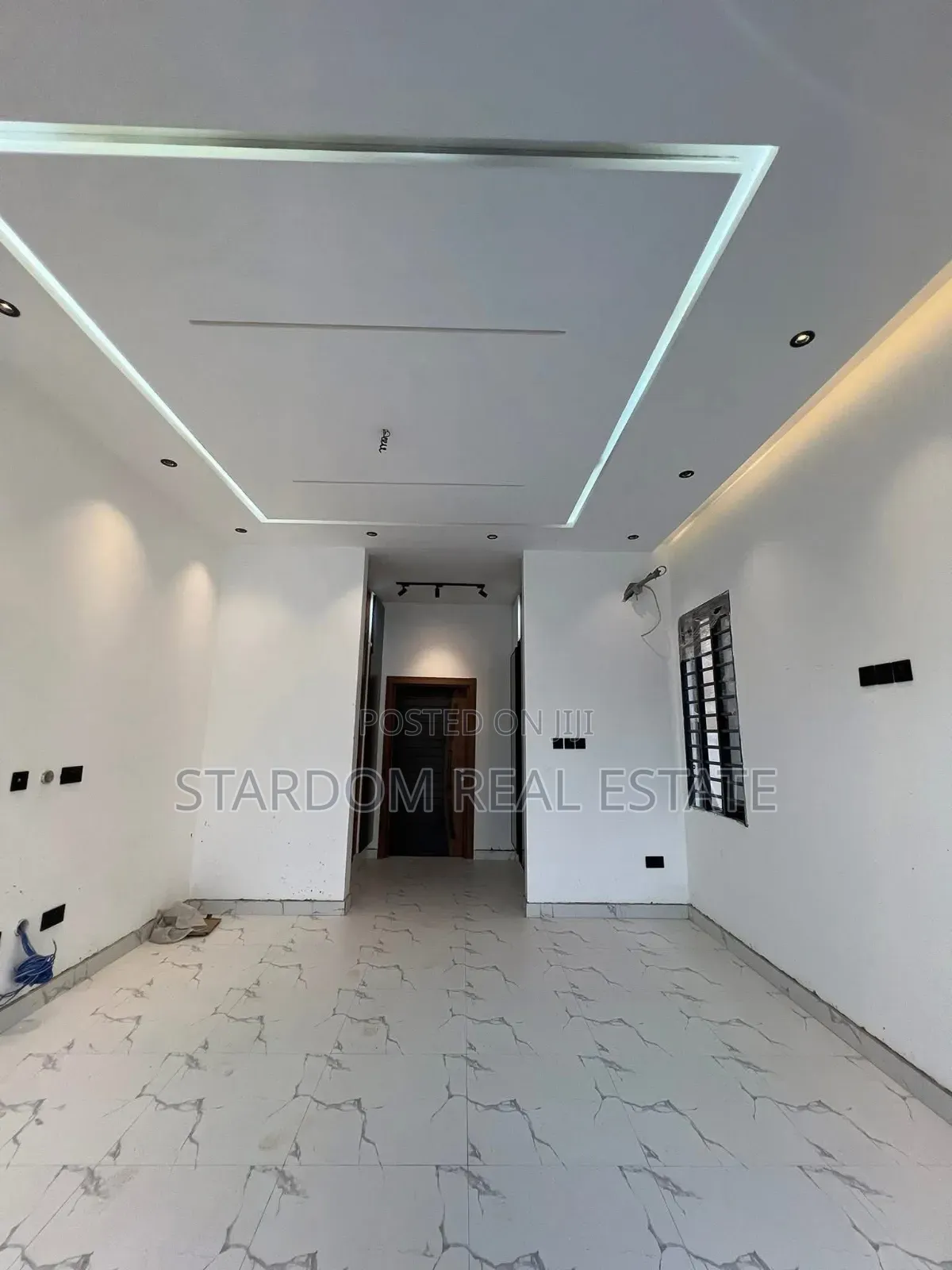 3bdrm Bungalow in Lakeside Estate for sale