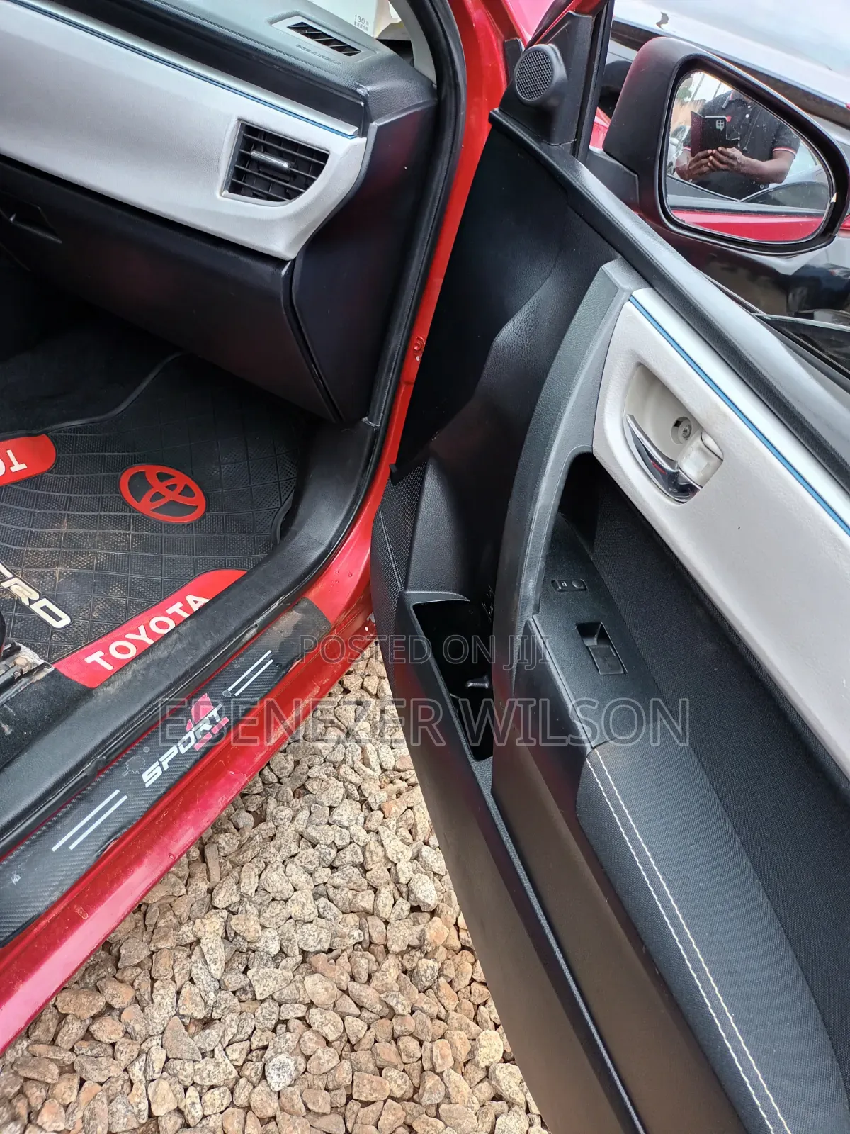 Toyota Corolla LE 4dr Sedan (1.8L 4cyl CVT) 2016 Red