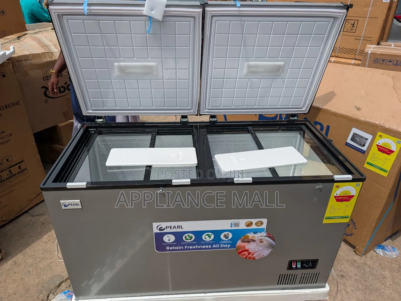 Pearl Freezer 350l