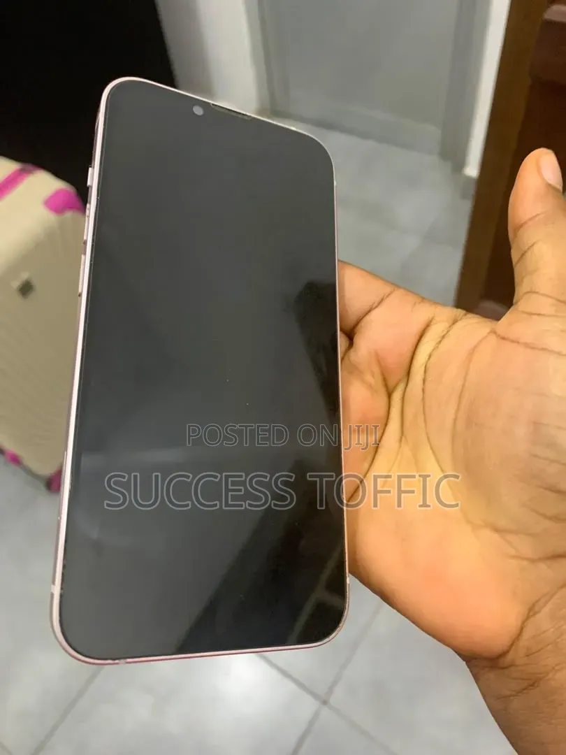 Apple iPhone 13 128 GB Pink
