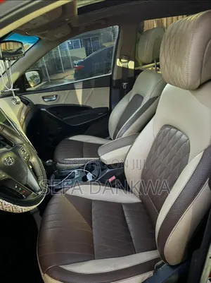 Hyundai Santa Fe 2013 Red