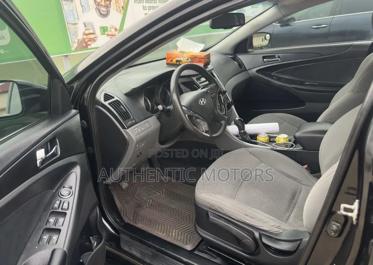 Hyundai Sonata 2013 Black