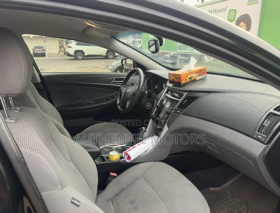 Hyundai Sonata 2013 Black