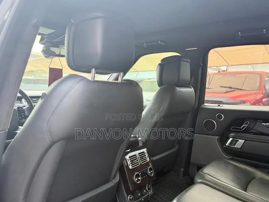 Land Rover Range Rover Vogue 2020 Black