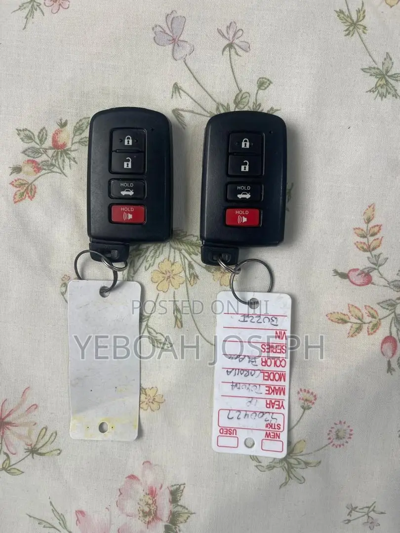 Toyota Corolla SE (1.8L 4cyl 6M) 2018 Black