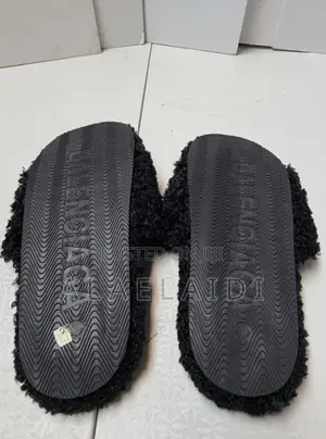 Balenciaga Slides