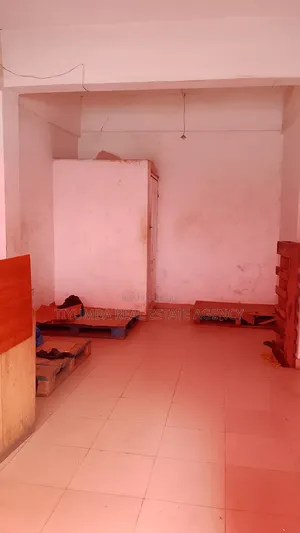 Shop for Rent in Madina Market.