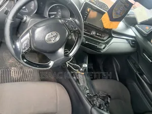 Toyota C-HR XLE FWD 2019 Black