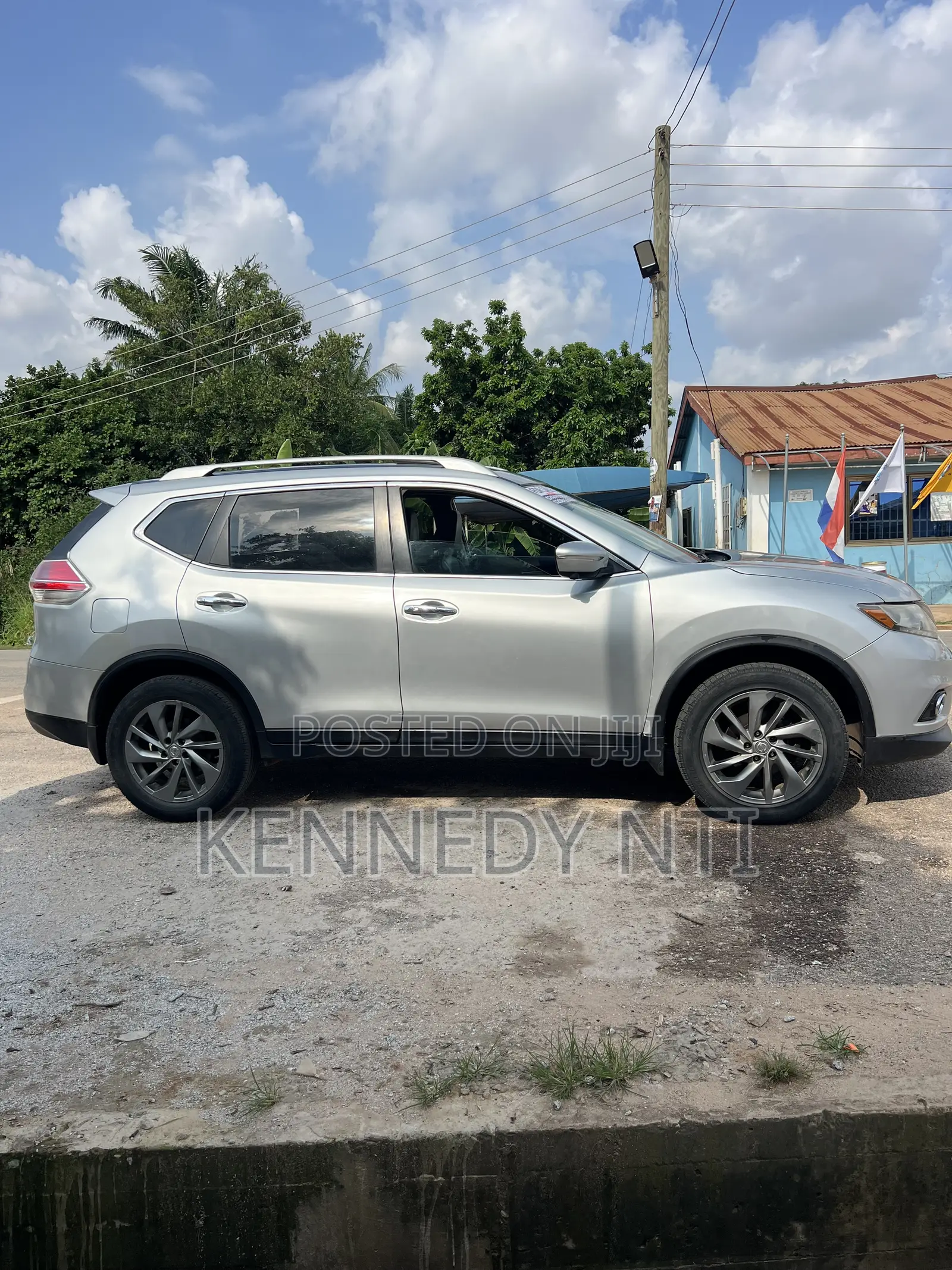 Nissan Rogue S 4dr SUV (2.5L 4cyl CVT) 2015 Silver
