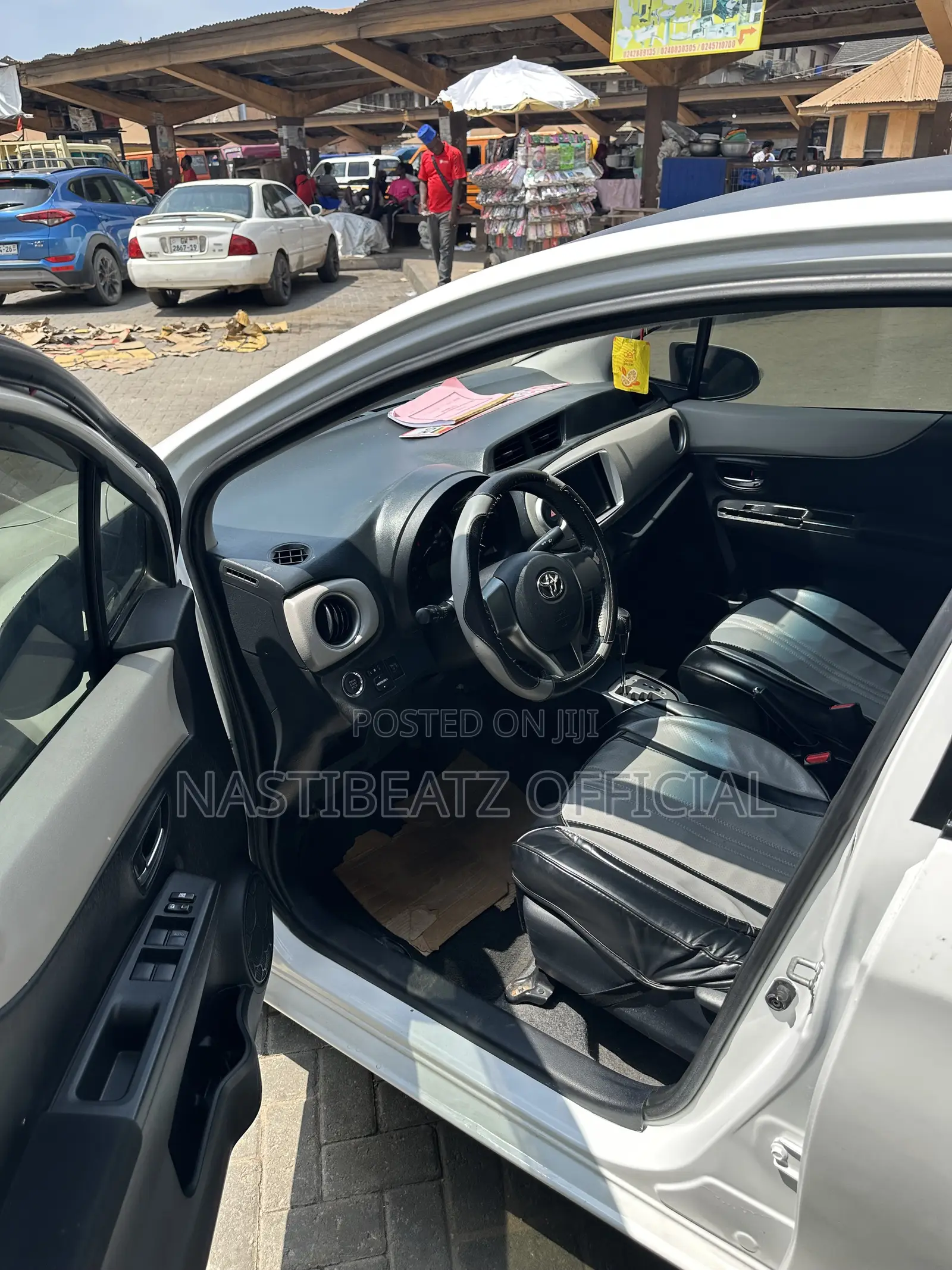 Toyota Vitz 1.3 AWD 5dr 2012 White