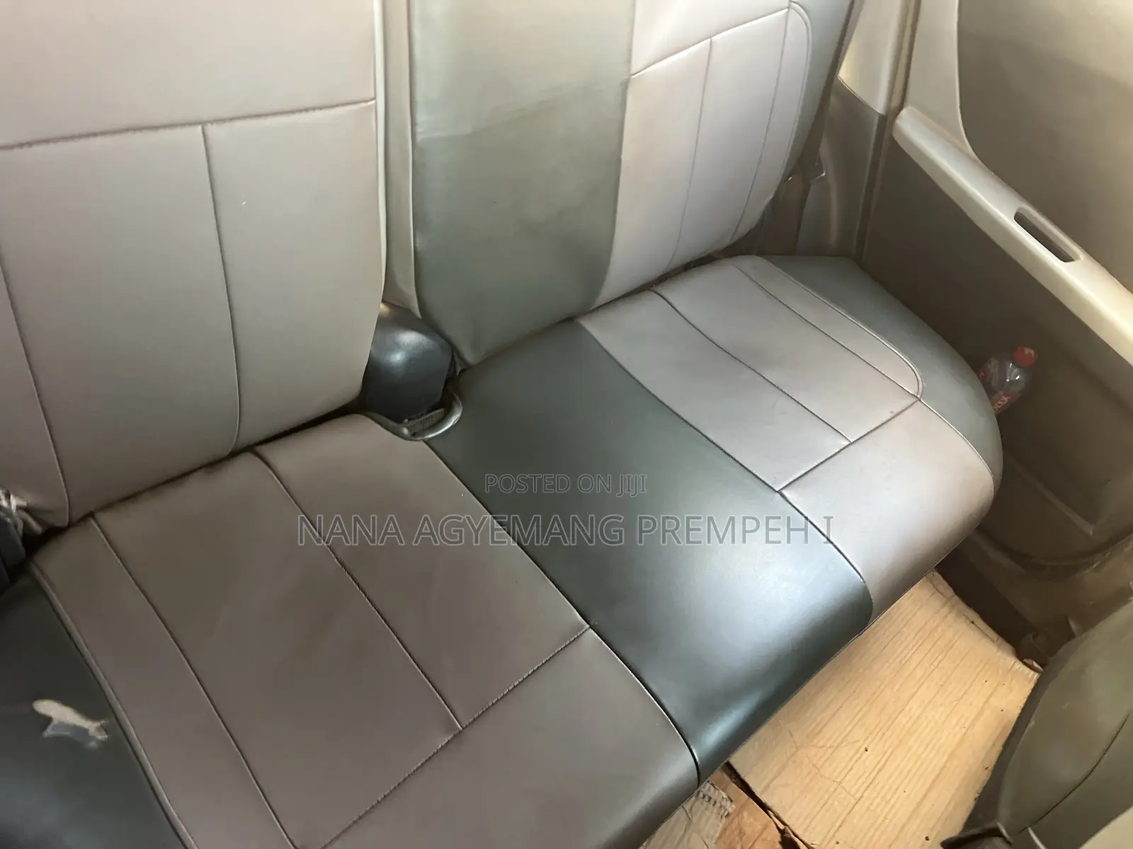 Toyota Vitz 1.5 FWD 5dr 2010 Silver