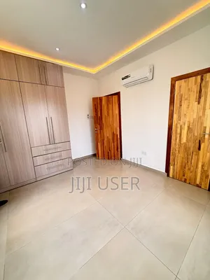 4bdrm House in East Legon America for rent