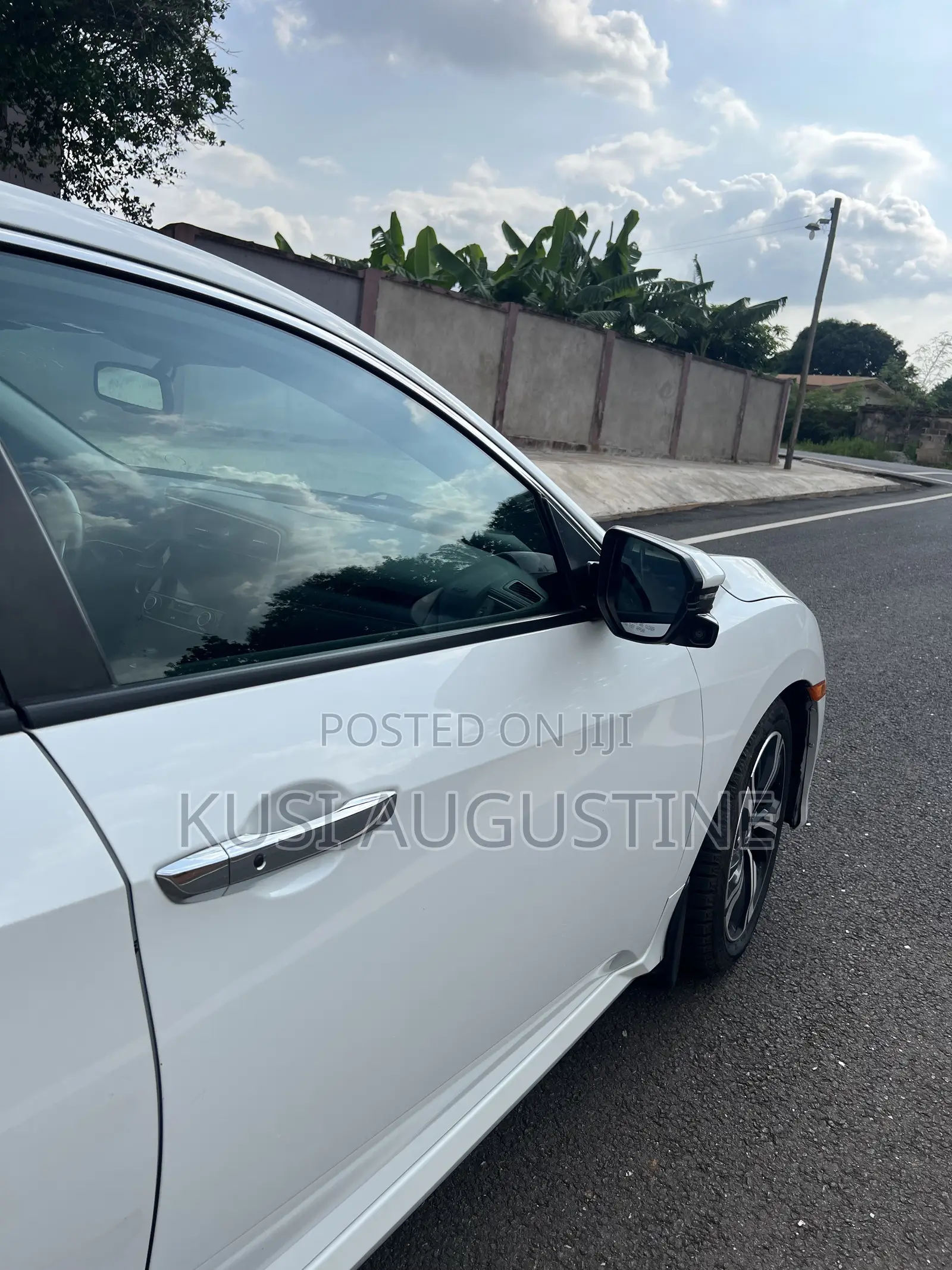 Honda Civic Touring 4dr Sedan (1.5L 4cyl) 2016 White
