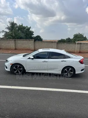 Honda Civic Touring 4dr Sedan (1.5L 4cyl) 2016 White