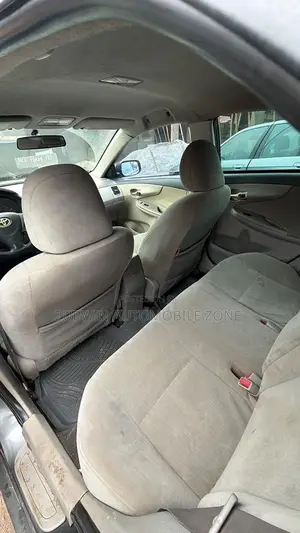 Toyota Corolla 2012 Gray