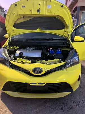 Toyota Vitz 1.3 FWD 5dr 2015