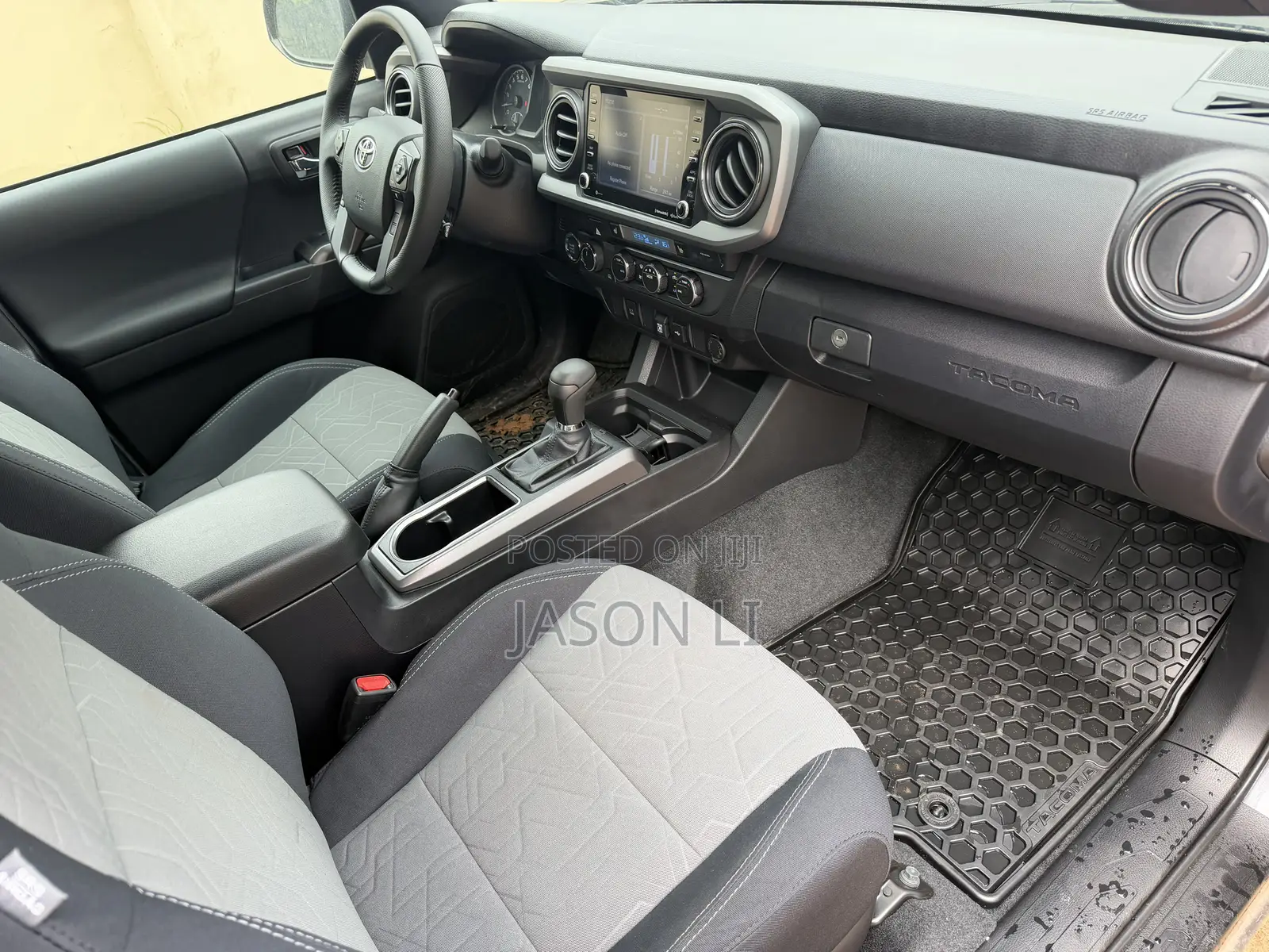 Toyota Tacoma SR Double Cab 4WD 5.0 ft. SB (Automatic) 2025 Black