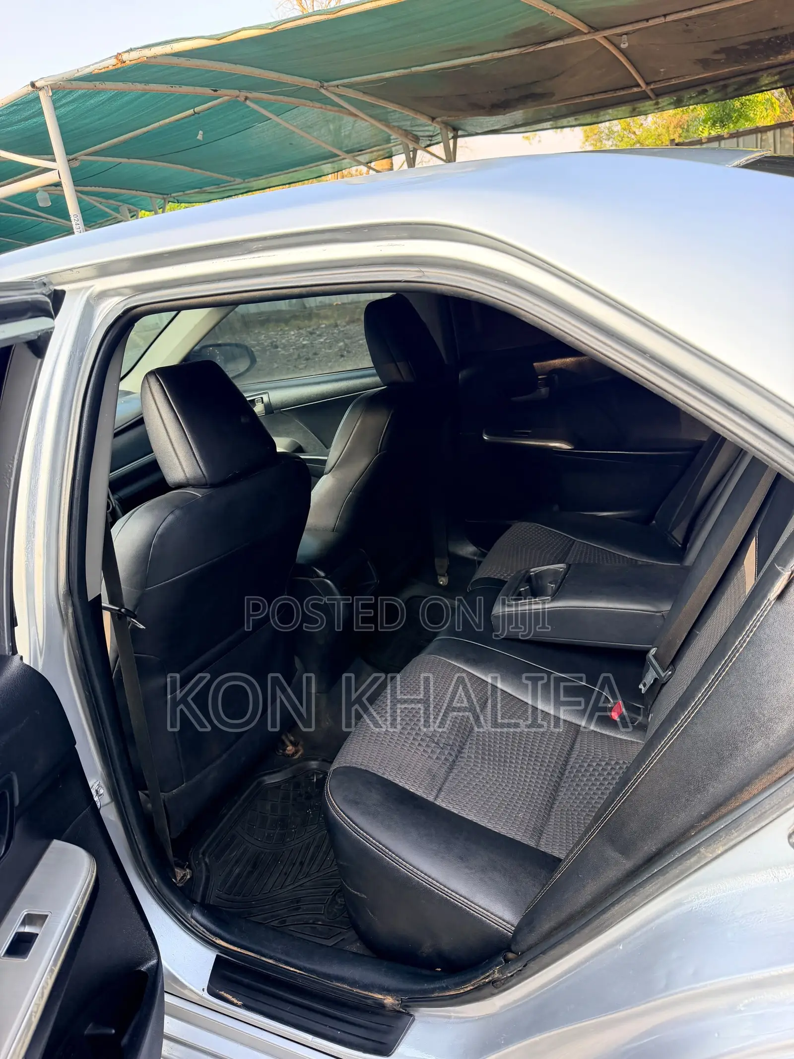 Toyota Camry SE 4dr Sedan (2.5L 4cyl 6A) 2014 Silver