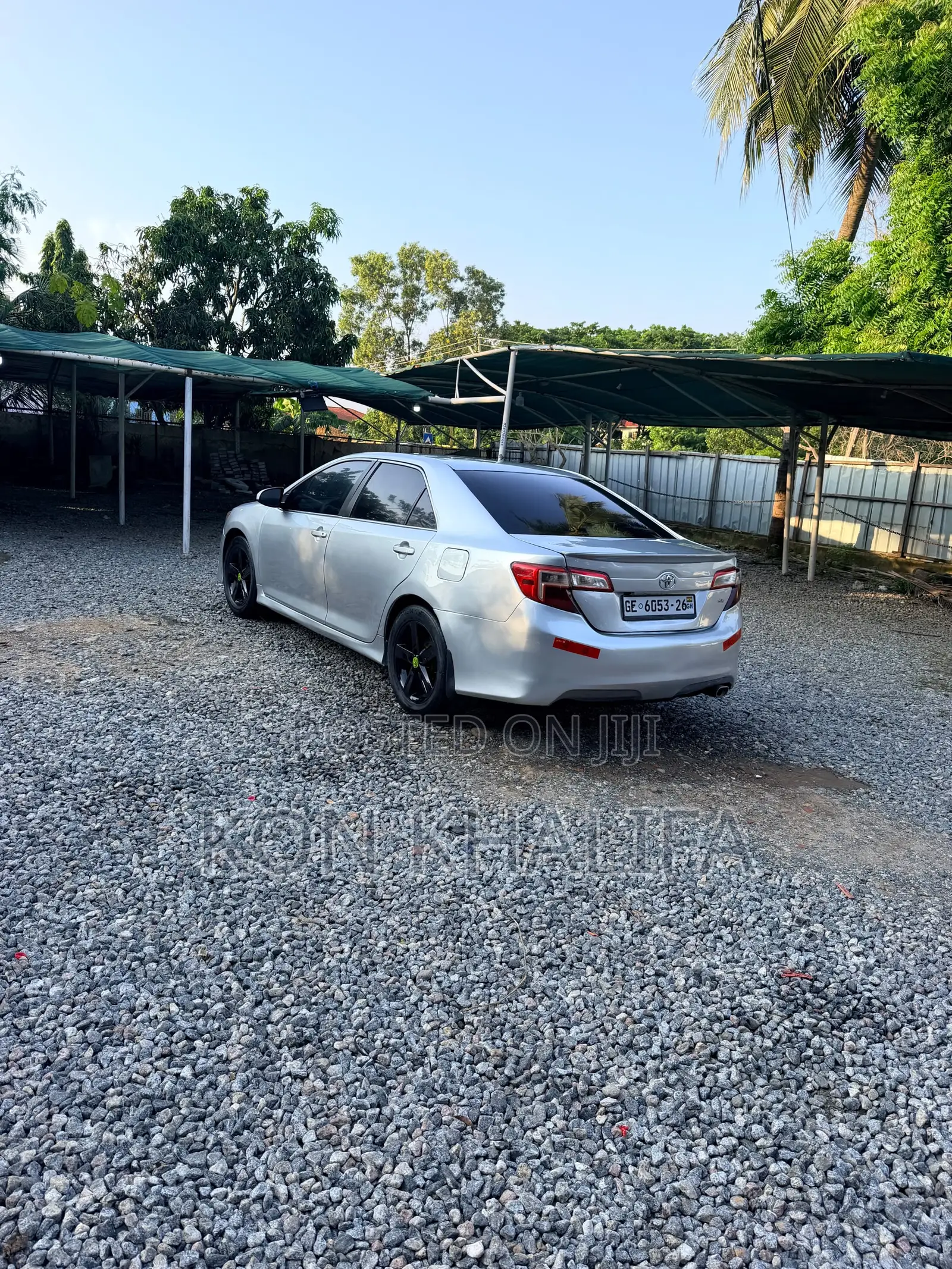 Toyota Camry SE 4dr Sedan (2.5L 4cyl 6A) 2014 Silver