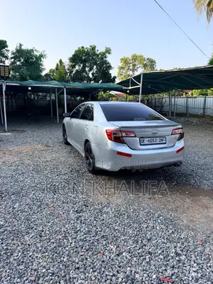 Toyota Camry SE 4dr Sedan (2.5L 4cyl 6A) 2014 Silver