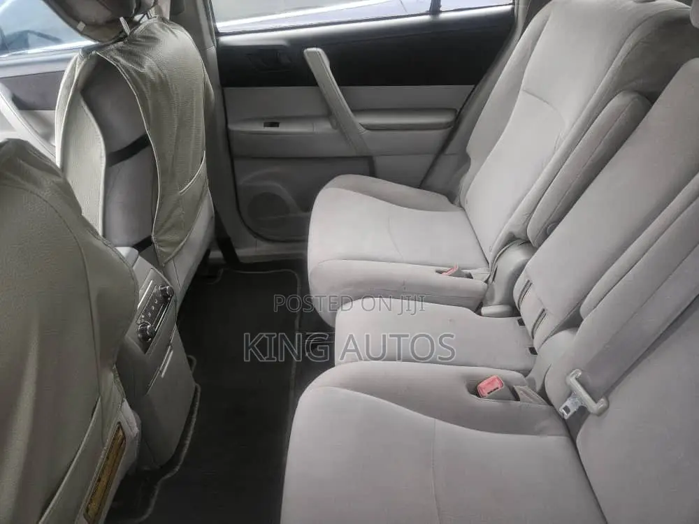 Toyota Highlander Limited 4dr SUV (3.5L 6cyl 6A) 2015 Gold