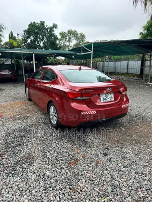 Hyundai Elantra 2015 Red