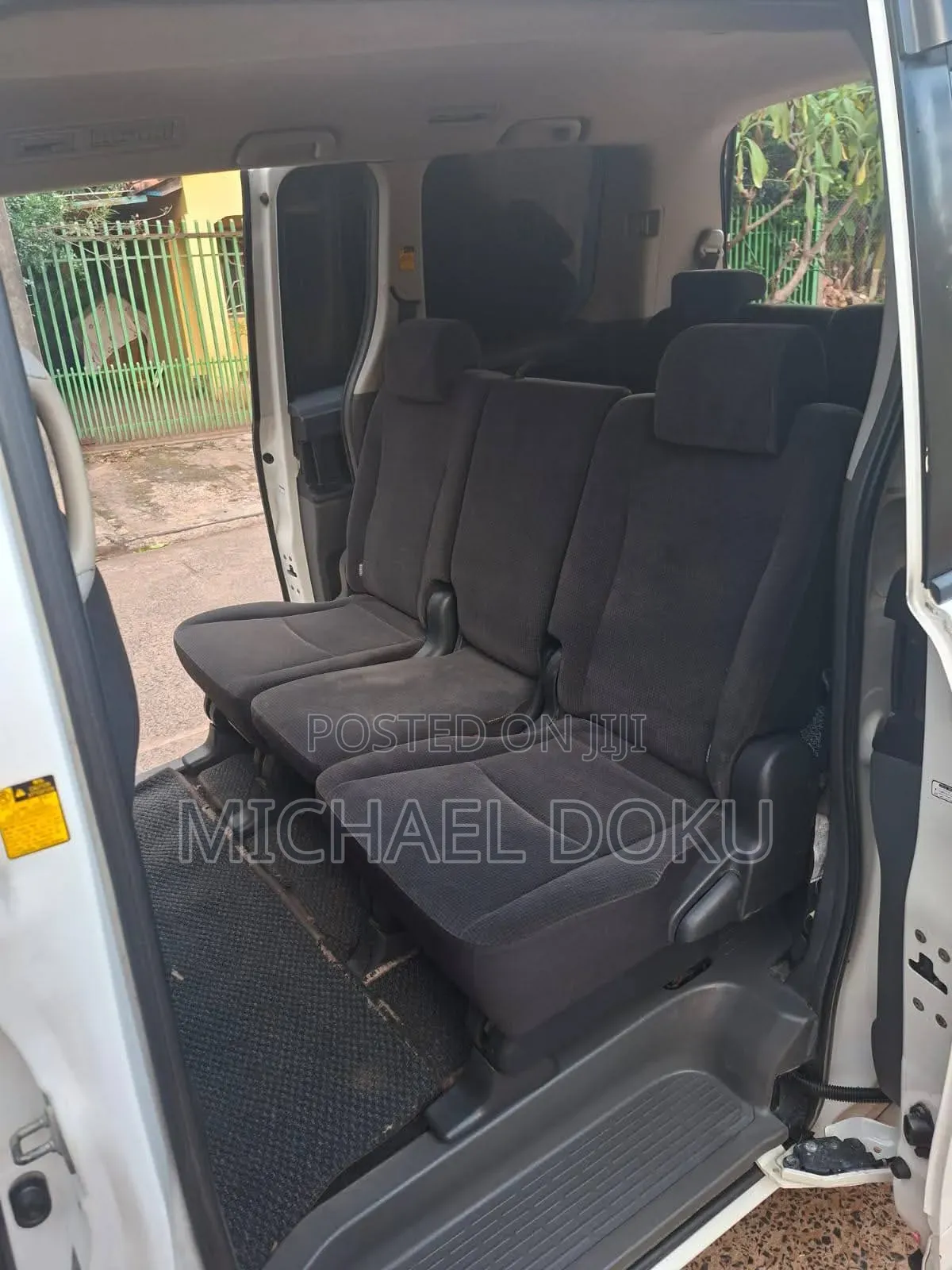 Toyota Voxy 2009 White