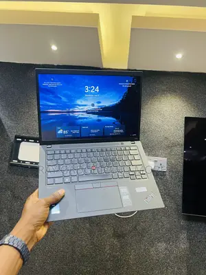 Laptop Lenovo ThinkPad T14s Gen 2 16GB Intel Core i7 SSD 256GB