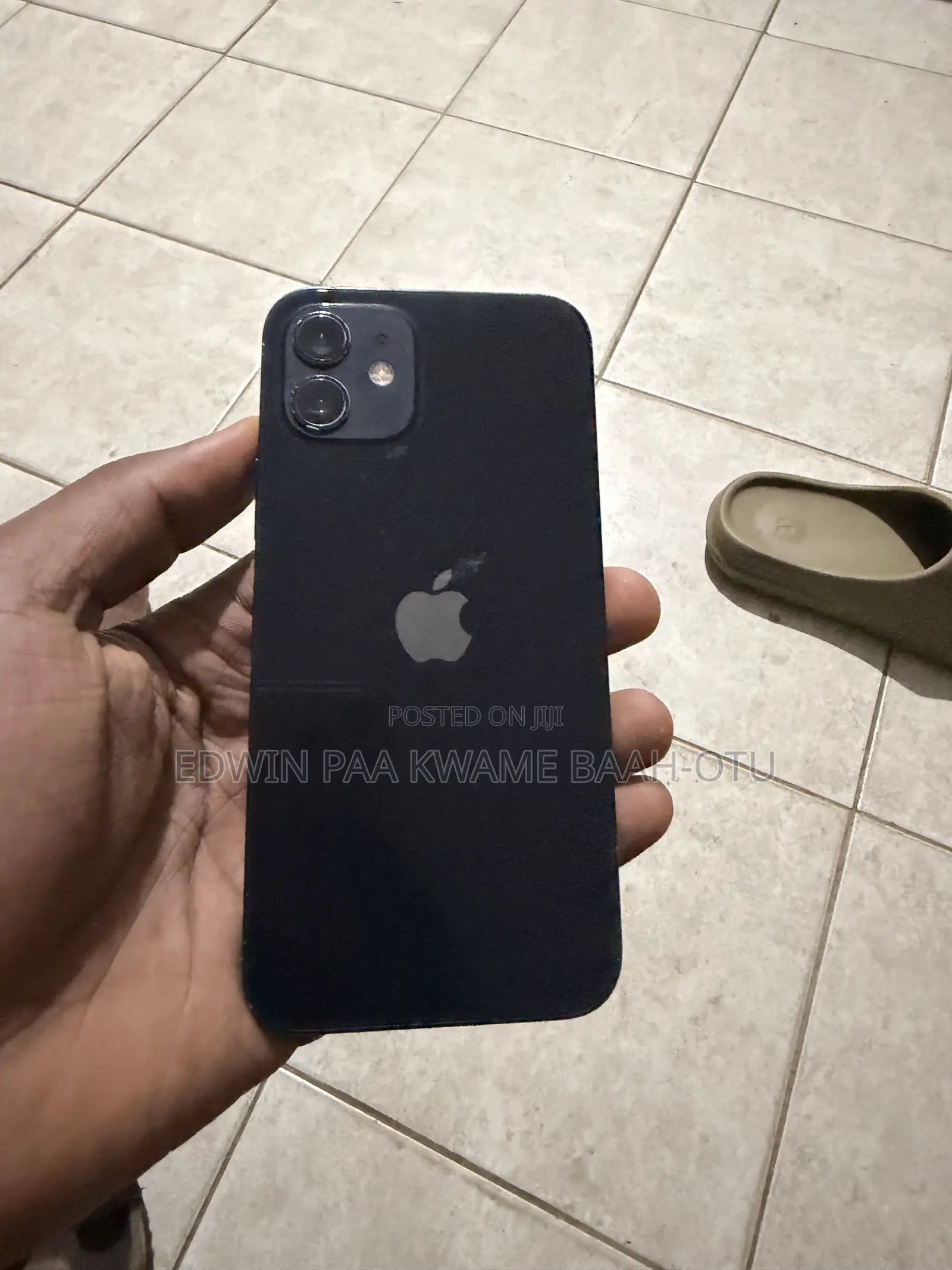 Apple iPhone 12 64 GB Black