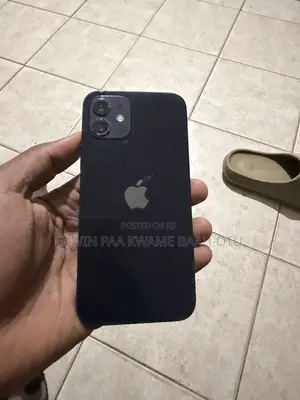 Apple iPhone 12 64 GB Black