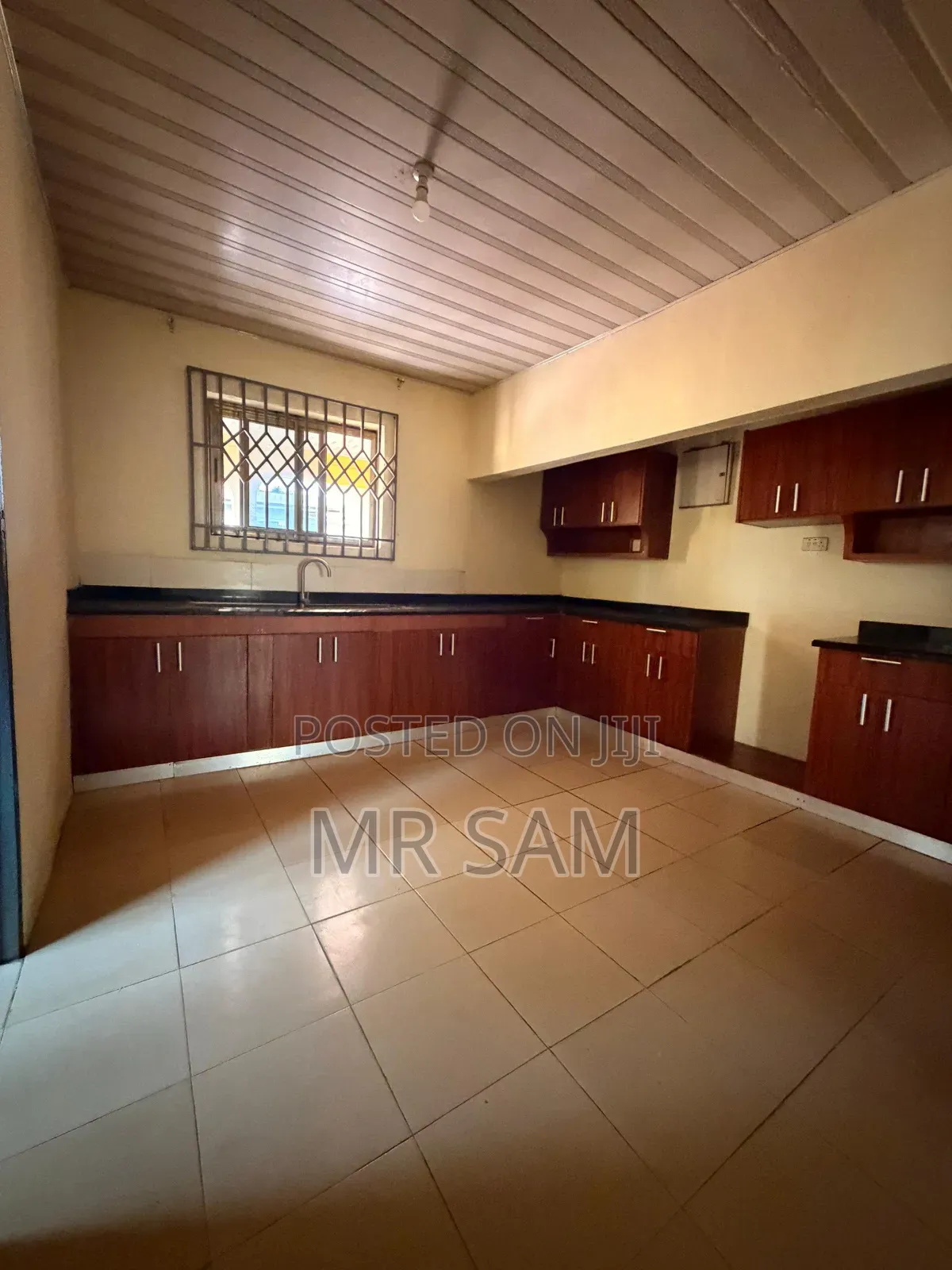 4bdrm House in Sam Properties, West Hills Mall Area for rent