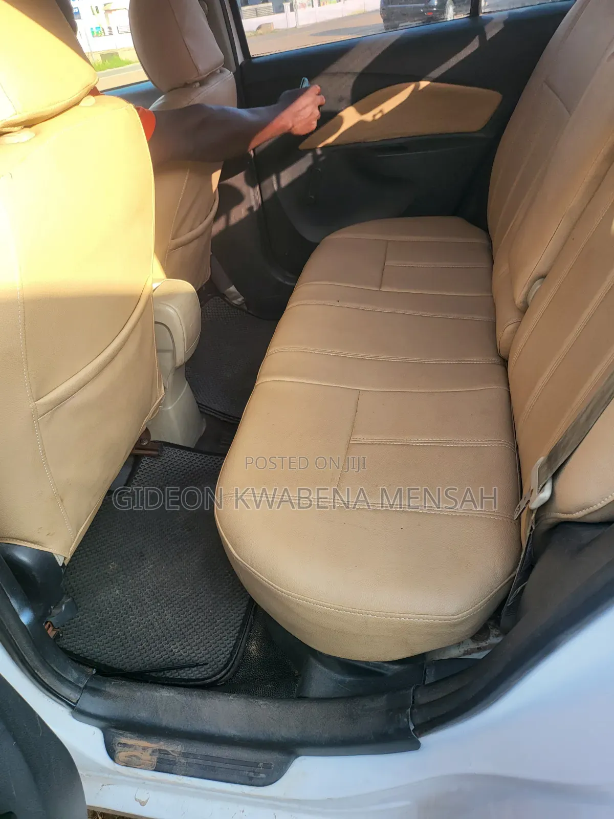 Toyota Yaris 2010 White