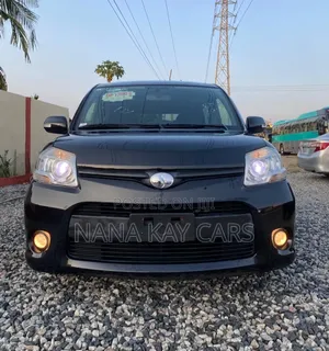 Toyota Sienta 2014 Black