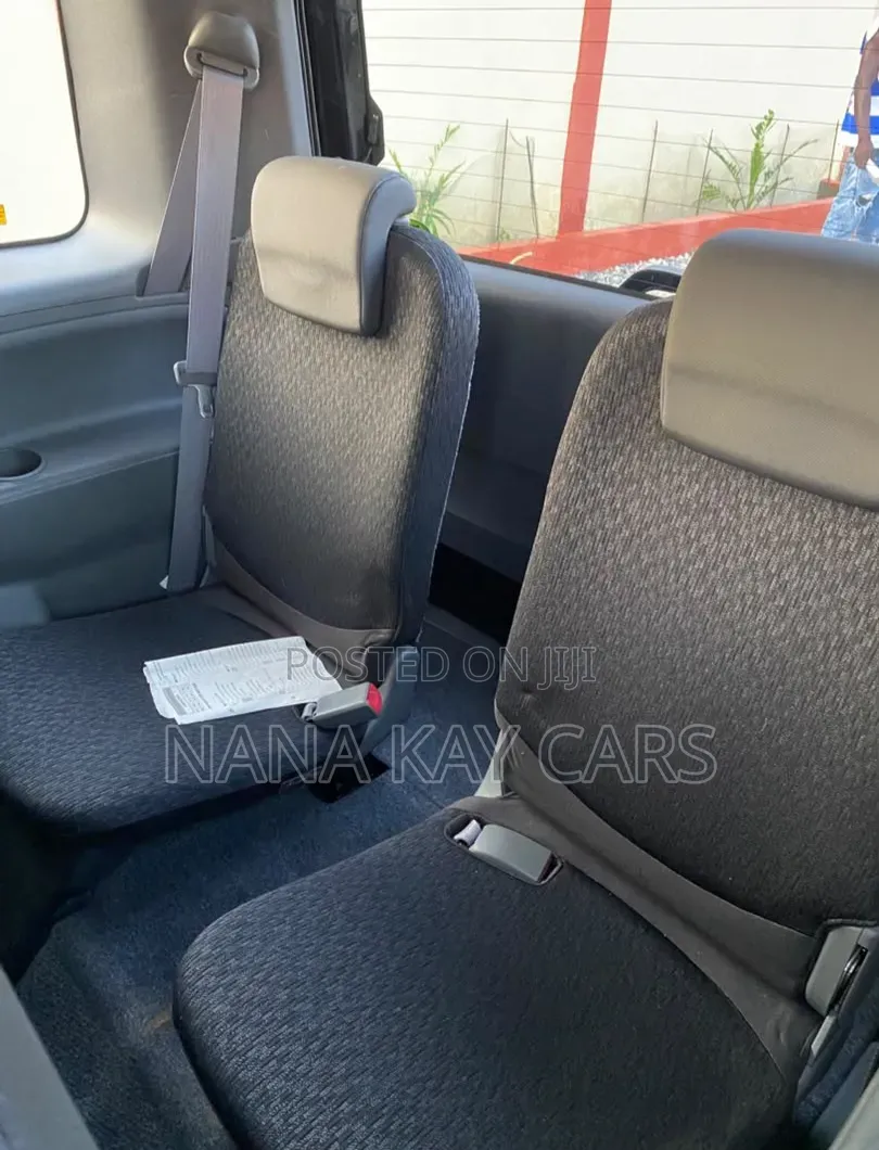 Toyota Sienta 2014 Black