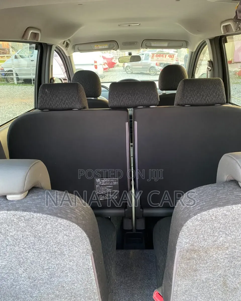 Toyota Sienta 2014 Black