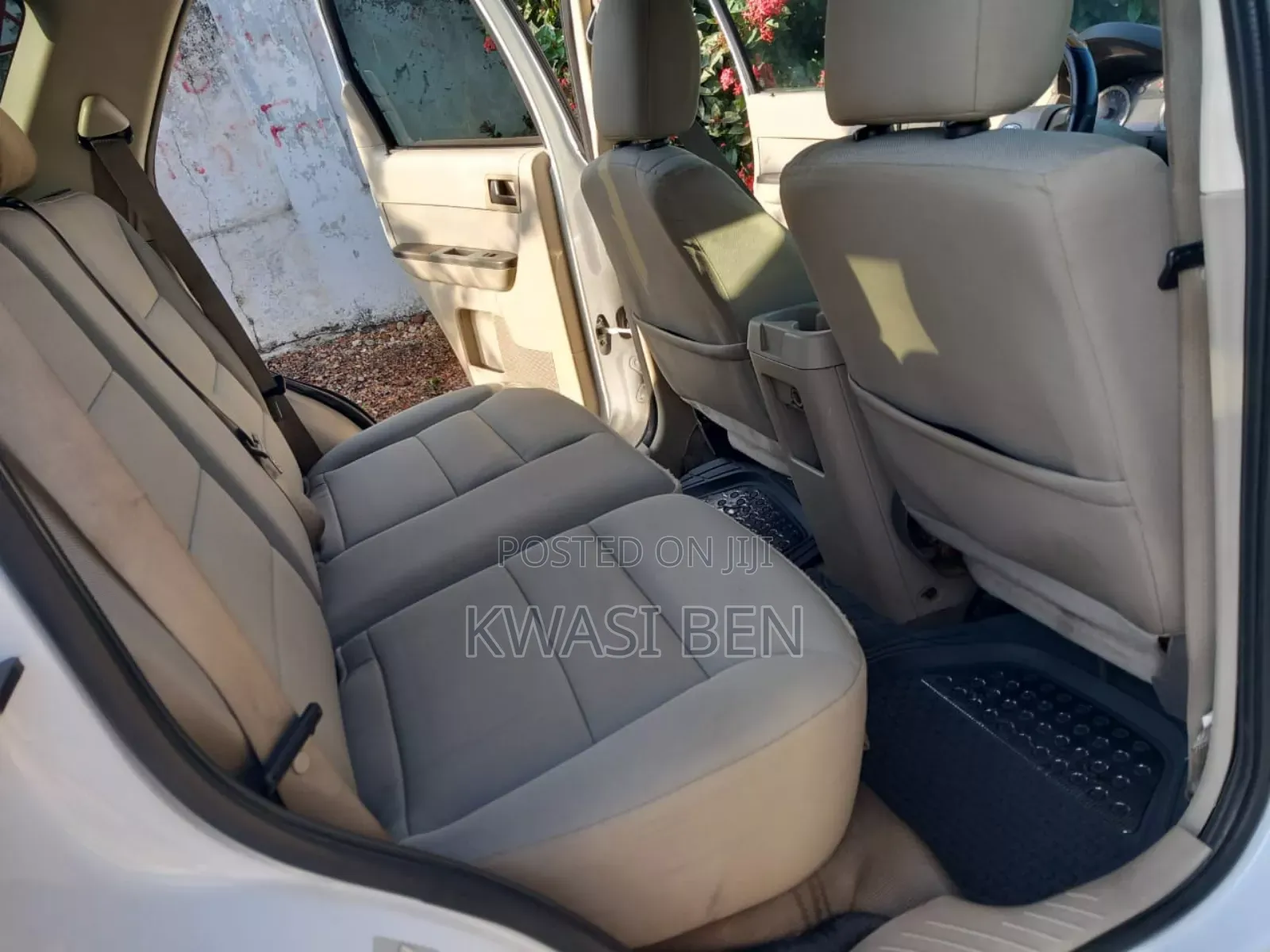 Ford Escape 2010 White