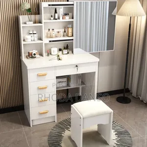 Dressing Mirro