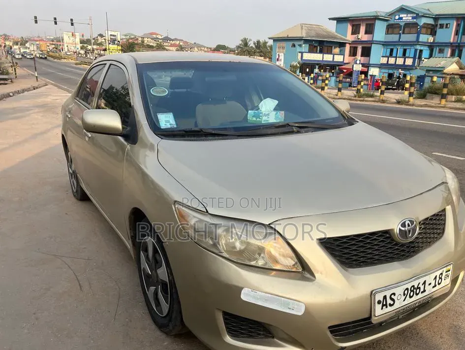 Toyota Corolla LE 4dr Sedan (1.8L 4 cyl 4A) 2009 Gold