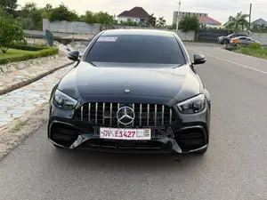 Mercedes-Benz E300 4Matic AWD Sedan (2.0L 4cyl 9A) 2017 Black