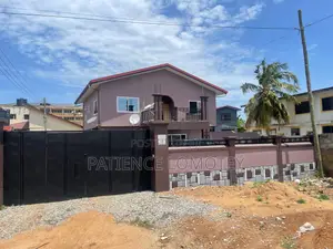 Furnished 5bdrm House in Baatsona Total for sale