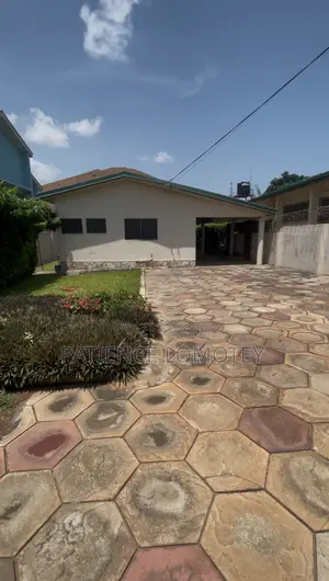 2bdrm House in Boundary Road Area for rent