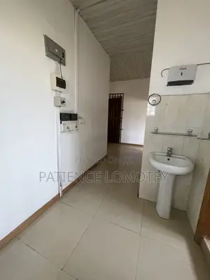 2bdrm House in Boundary Road Area for rent