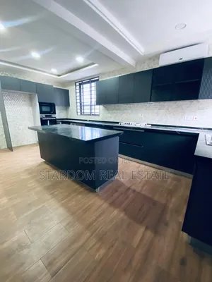 5bdrm Duplex in Adjiringanor, Ability for rent