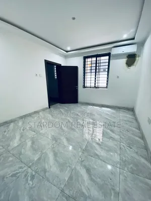 5bdrm Duplex in Adjiringanor, Ability for rent