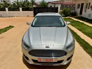 Ford Fusion SE FWD 2016 Silver