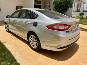 Ford Fusion SE FWD 2016 Silver